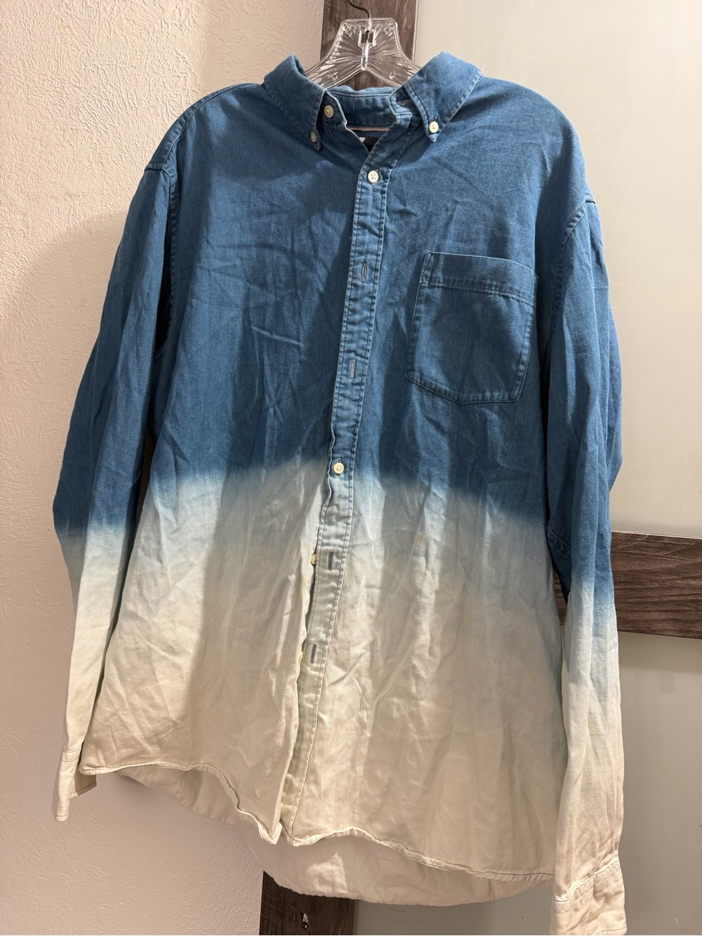 Uniqlo Blue and White Ombre Button-Down Shirt
